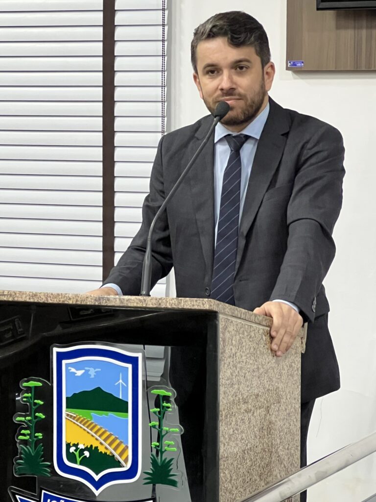 Vereador Fernando Guilherme prop&otilde;e plano de carreira para m&uacute;sicos da  Filarm&ocirc;nica; projeto &eacute; aprovado por unanimidade - Blog do Mois&eacute;s Ara&uacute;jo