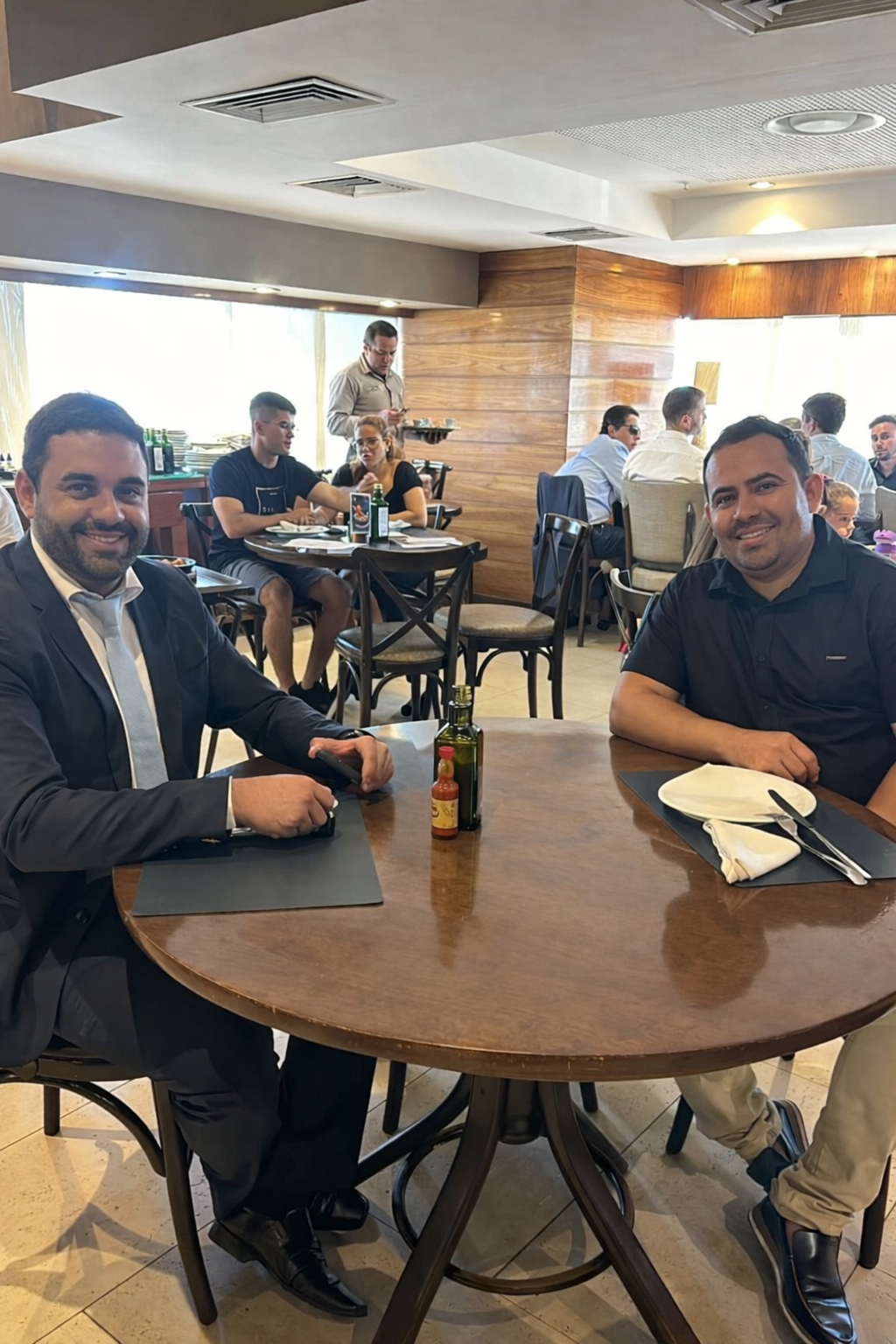 Vereador Guiguil parabeniza o amigo e advogado Geyson Barbosa por mais um ano de vida