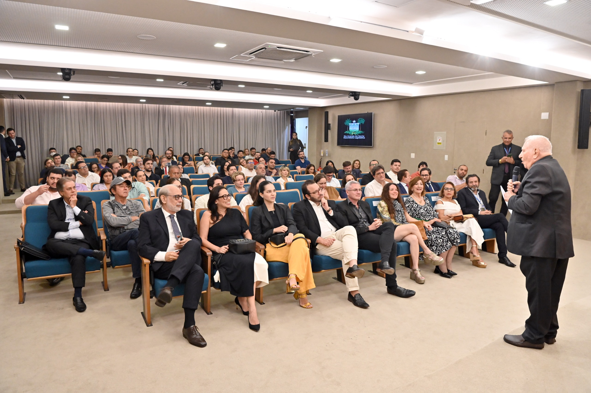 Aula Magna abre pós-graduação em Direito Eleitoral da EALRN