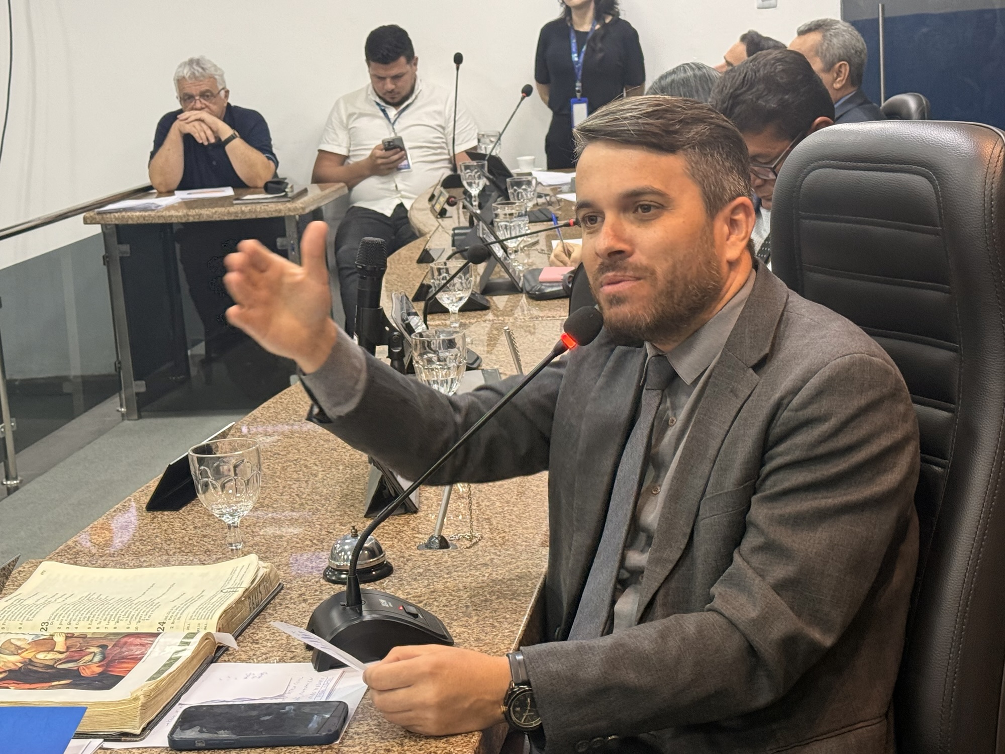 Vereador Fernando Guilherme em busca de melhorias para o CRIA de João Câmara/RN