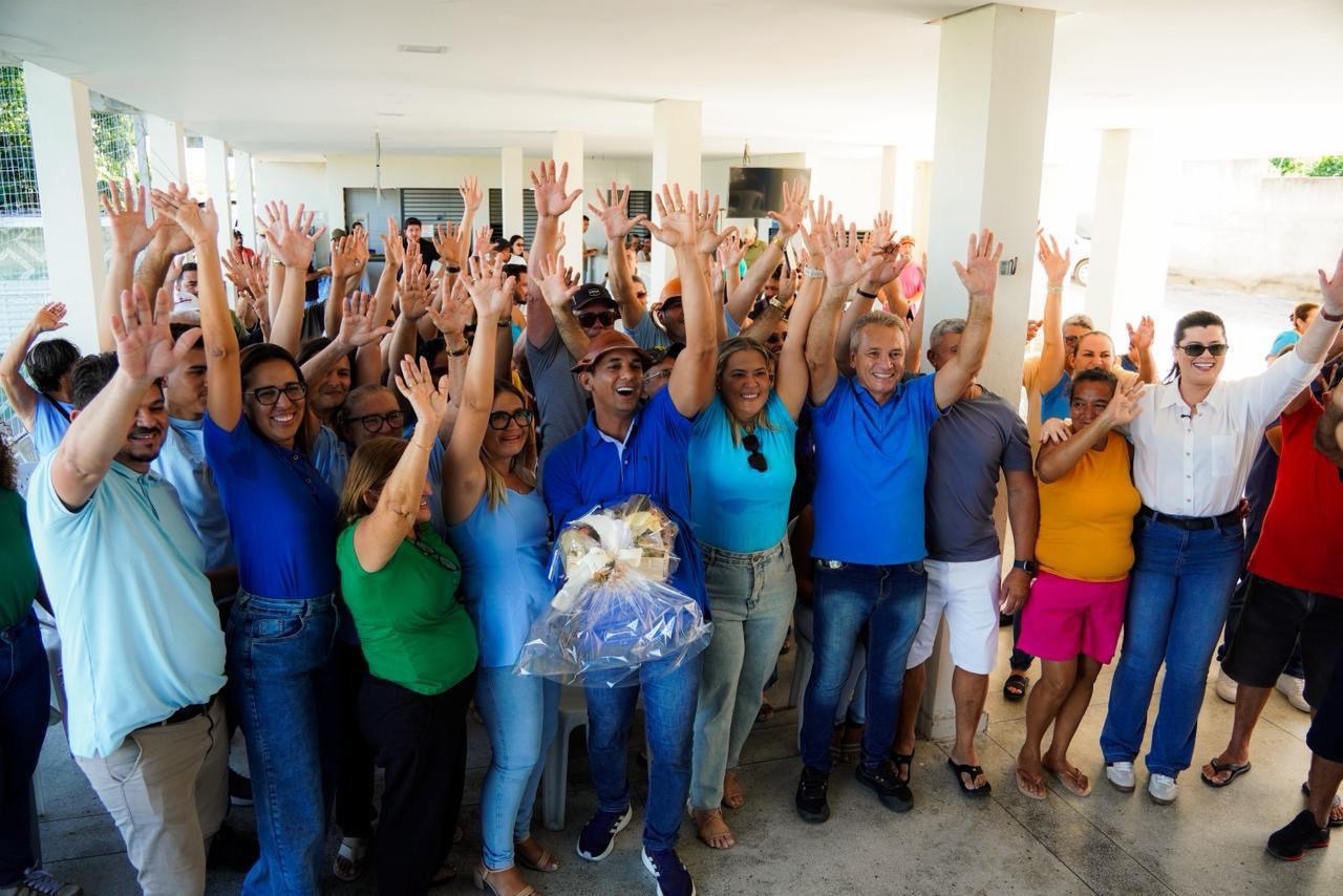 Allyson reúne lideranças de sete municípios em agenda pelo Alto Oeste