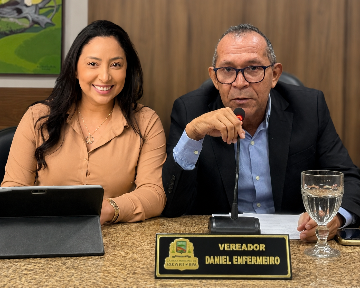 Vereador Daniel Enfermeiro parabeniza prefeita Aize Bezerra pelo seu aniversário
