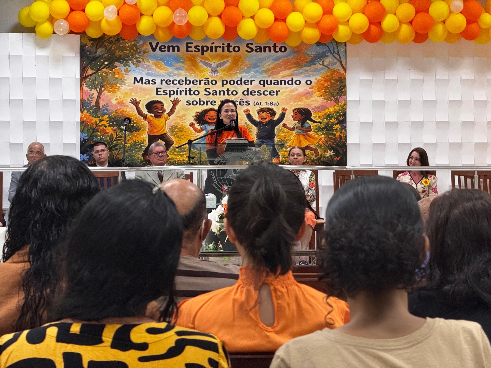 Camila Araújo leva para a igreja palestra sobre combate à violência sexual infantil