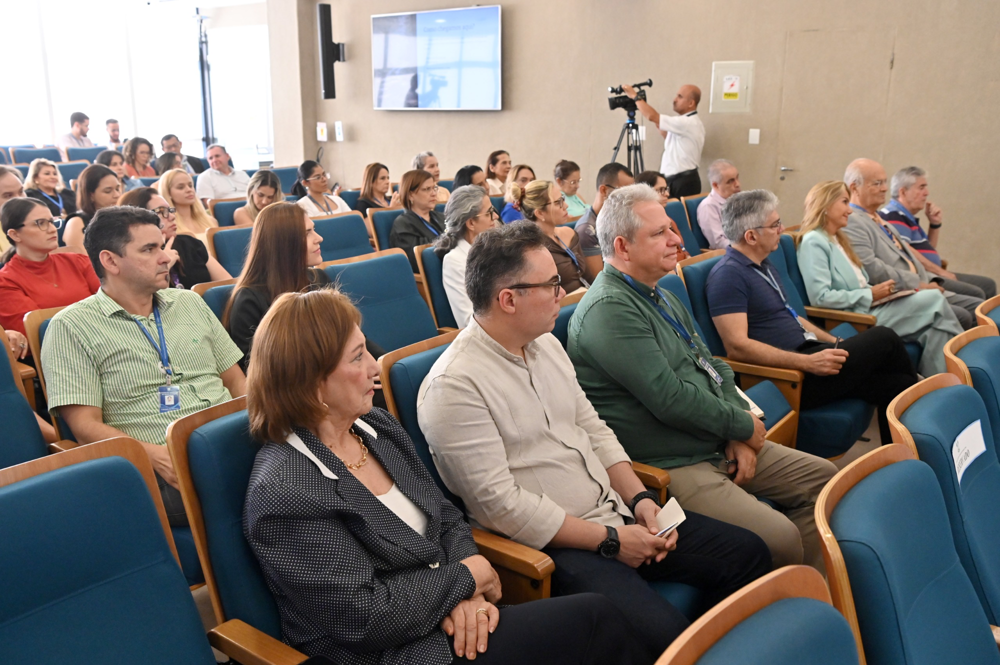Palestra sobre educação financeira orienta servidores da ALRN sobre consumo e dívidas
