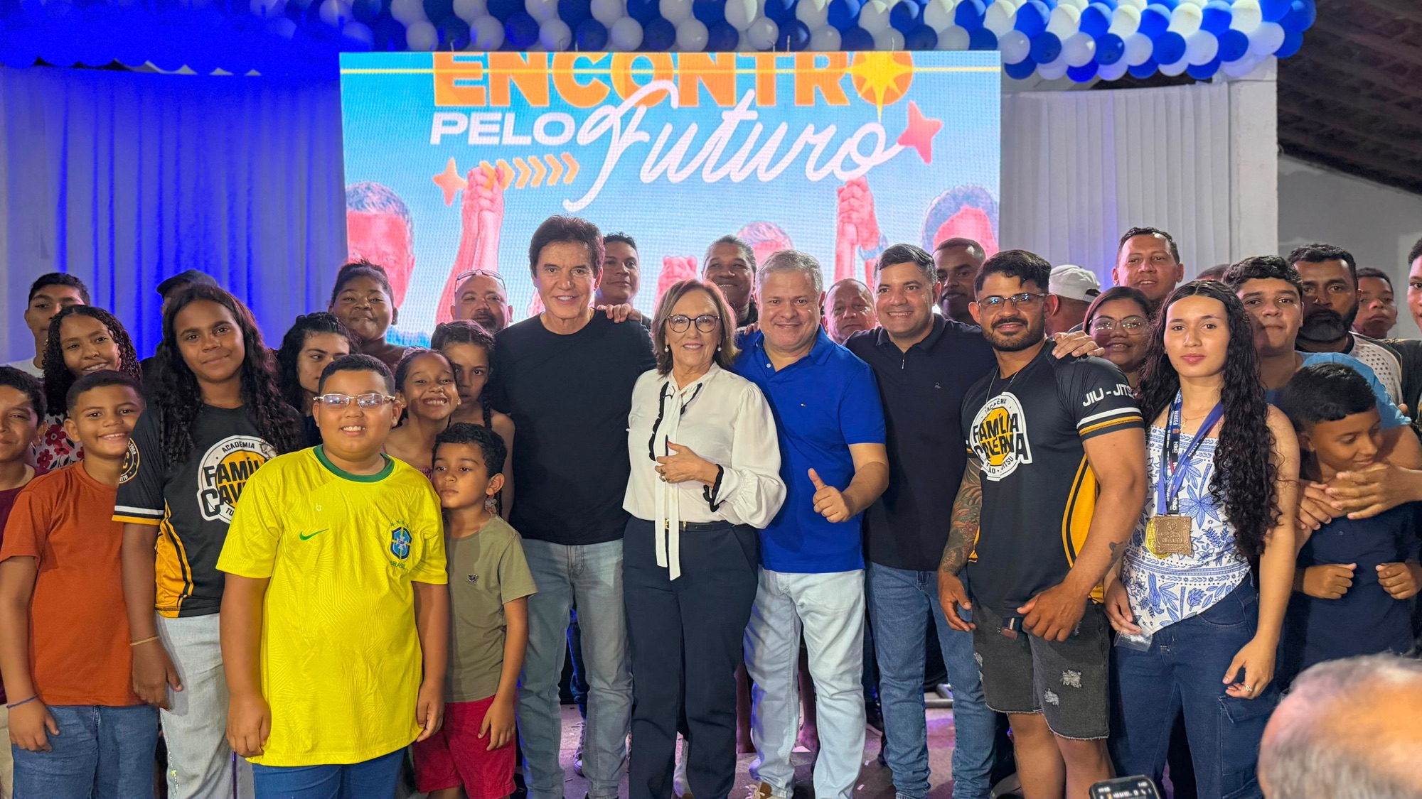 Ceará-Mirim: encontro no Centro Esportivo com o vereador Carlos Filho reforça apoio a Júlio César