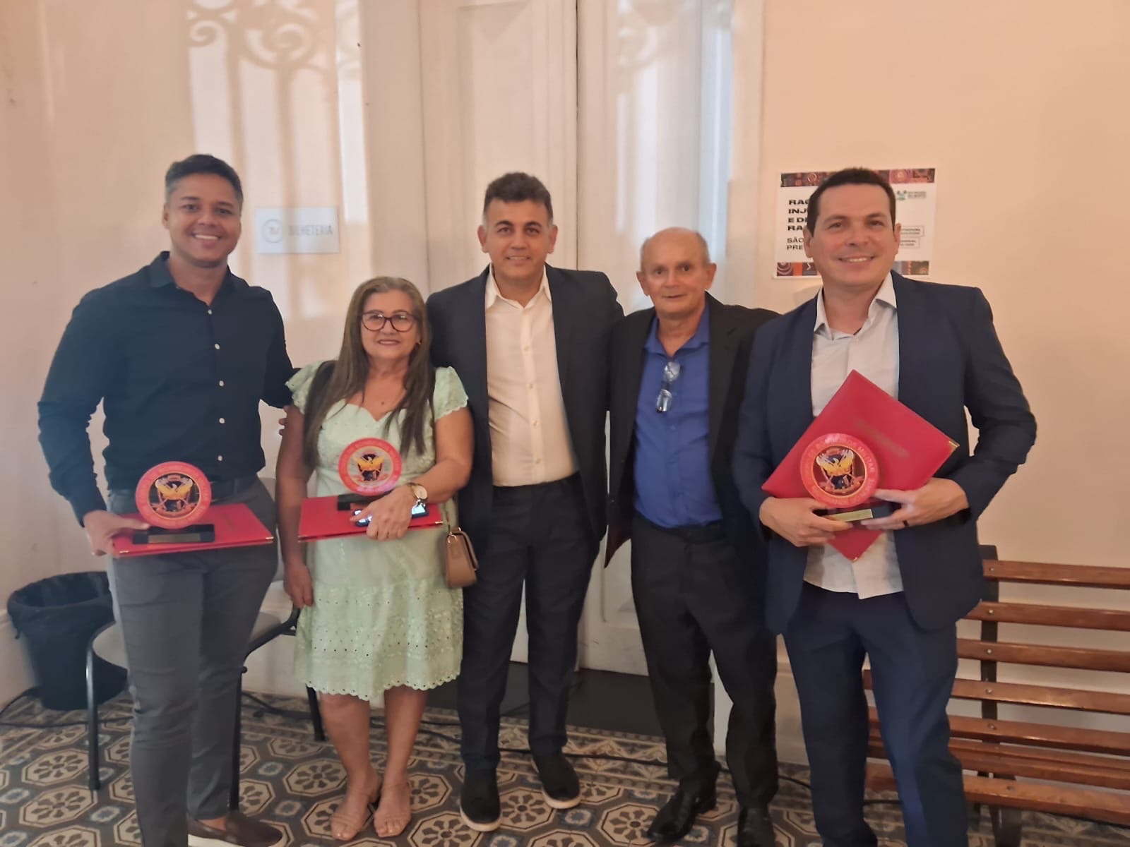 Repórter Evanoel Ataliba é homenageado durante solenidade do Dia Nacional do Bombeiro Militar