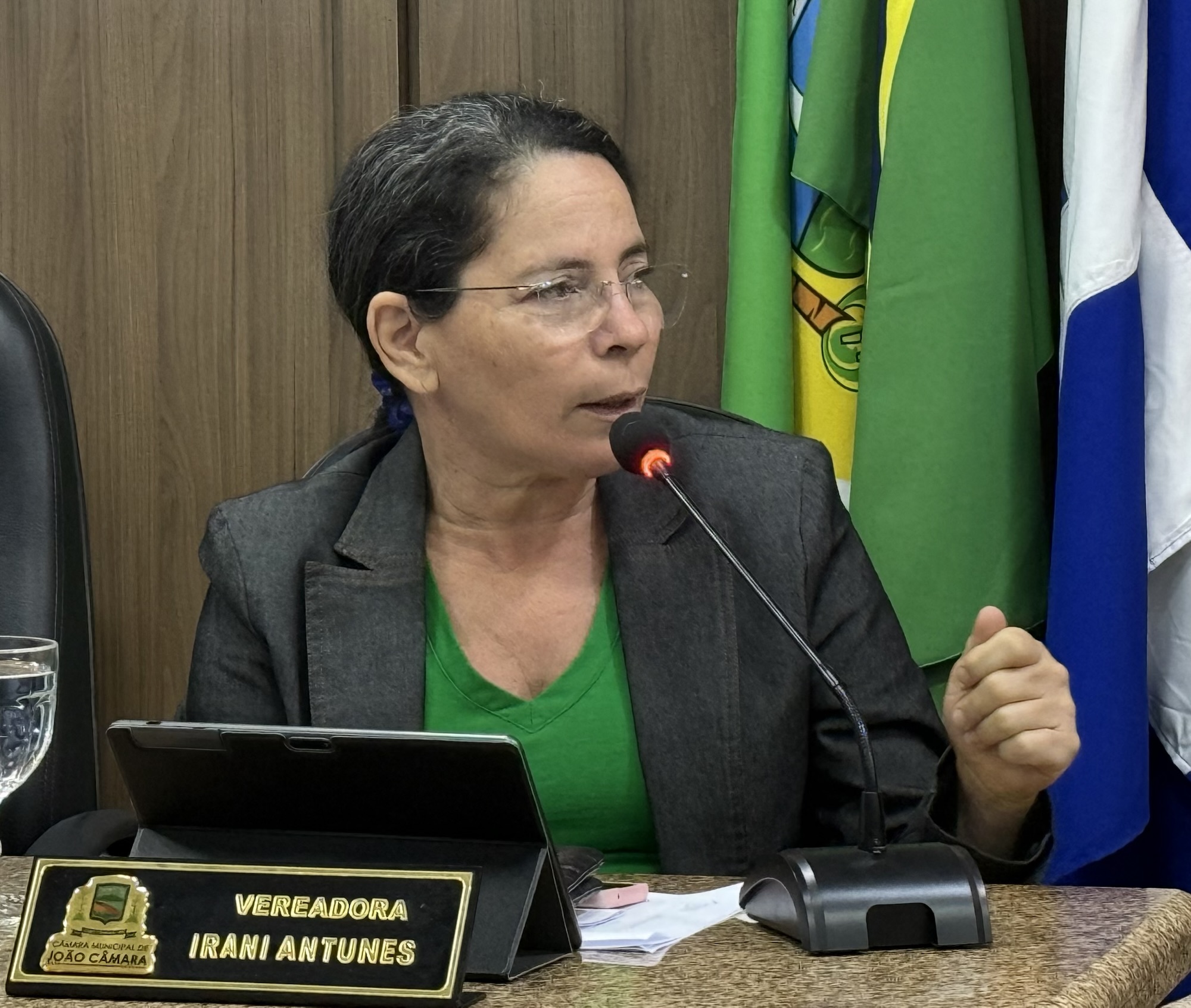 Vereadora Irani Antunes indica realização de concurso público para reforçar a saúde de João Câmara/RN