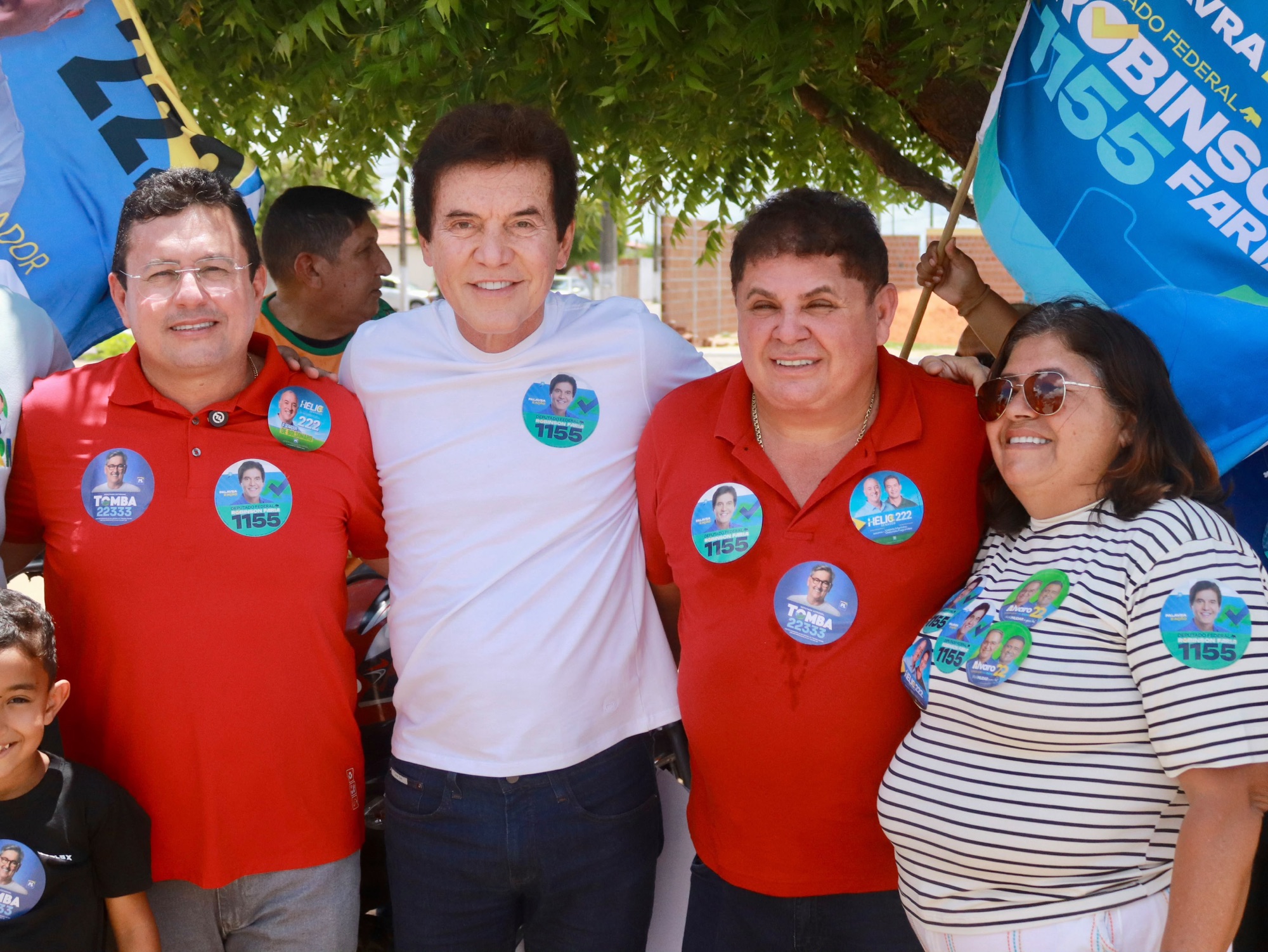 Robinson Faria percorre sete municípios no fim de semana e é reconhecido pelos prefeitos como o “pai da saúde” do RN