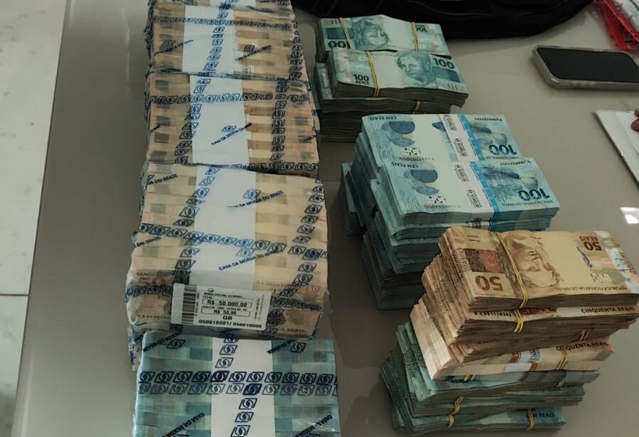 PF apreende mais de R$ 1,5 milhão em espécie e apura possível caixa dois eleitoral no RN