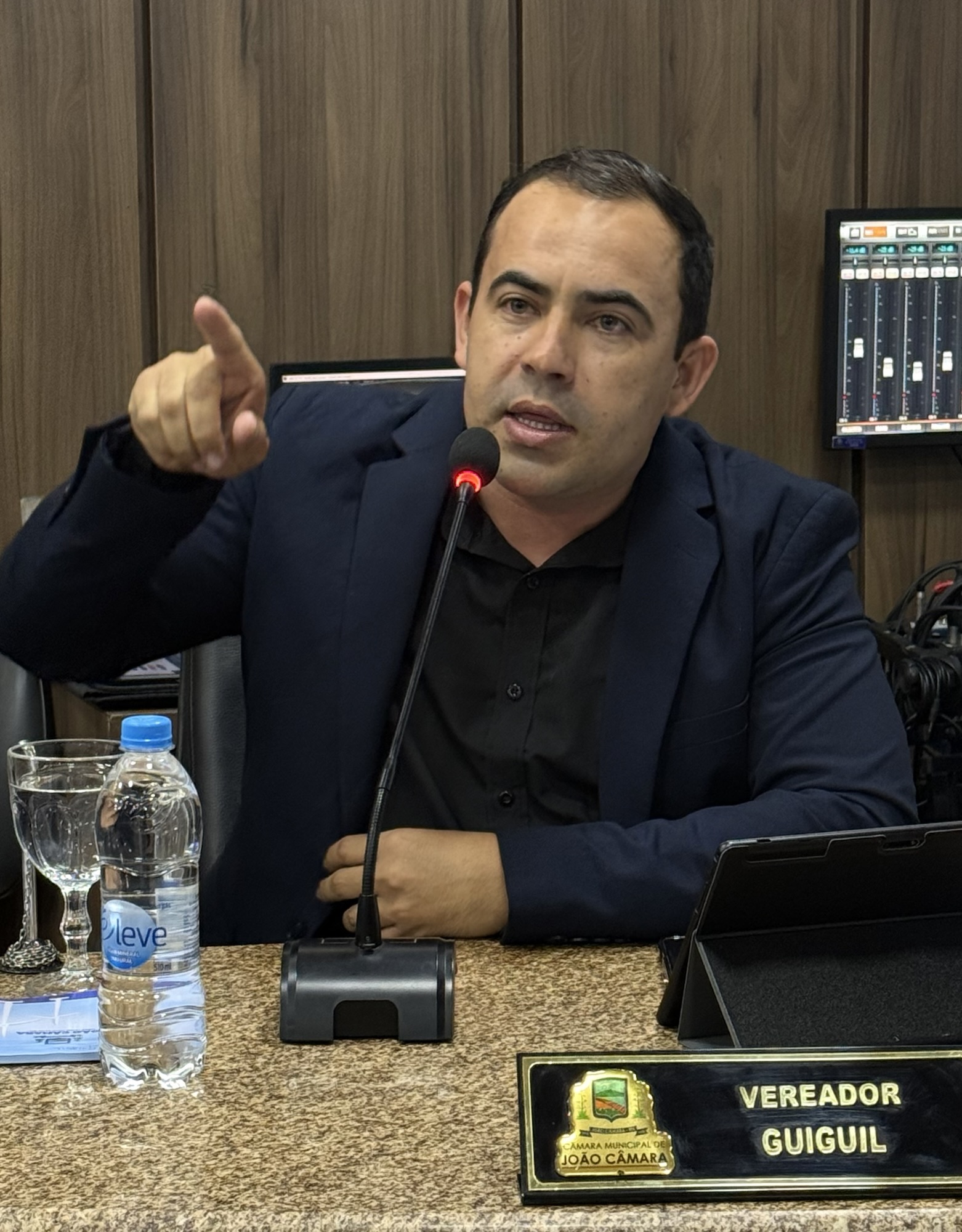 Vereador Guiguil solicita ao DER/RN conclusão da pavimentação asfáltica da Rua Antônio Proença