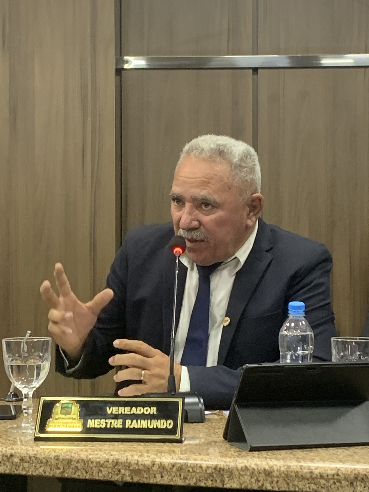Vereador Mestre Raimundo tem indicações aprovadas para calçamento entre BR-406, Morada Nova e Corte e reforma da UBS do Amarelão