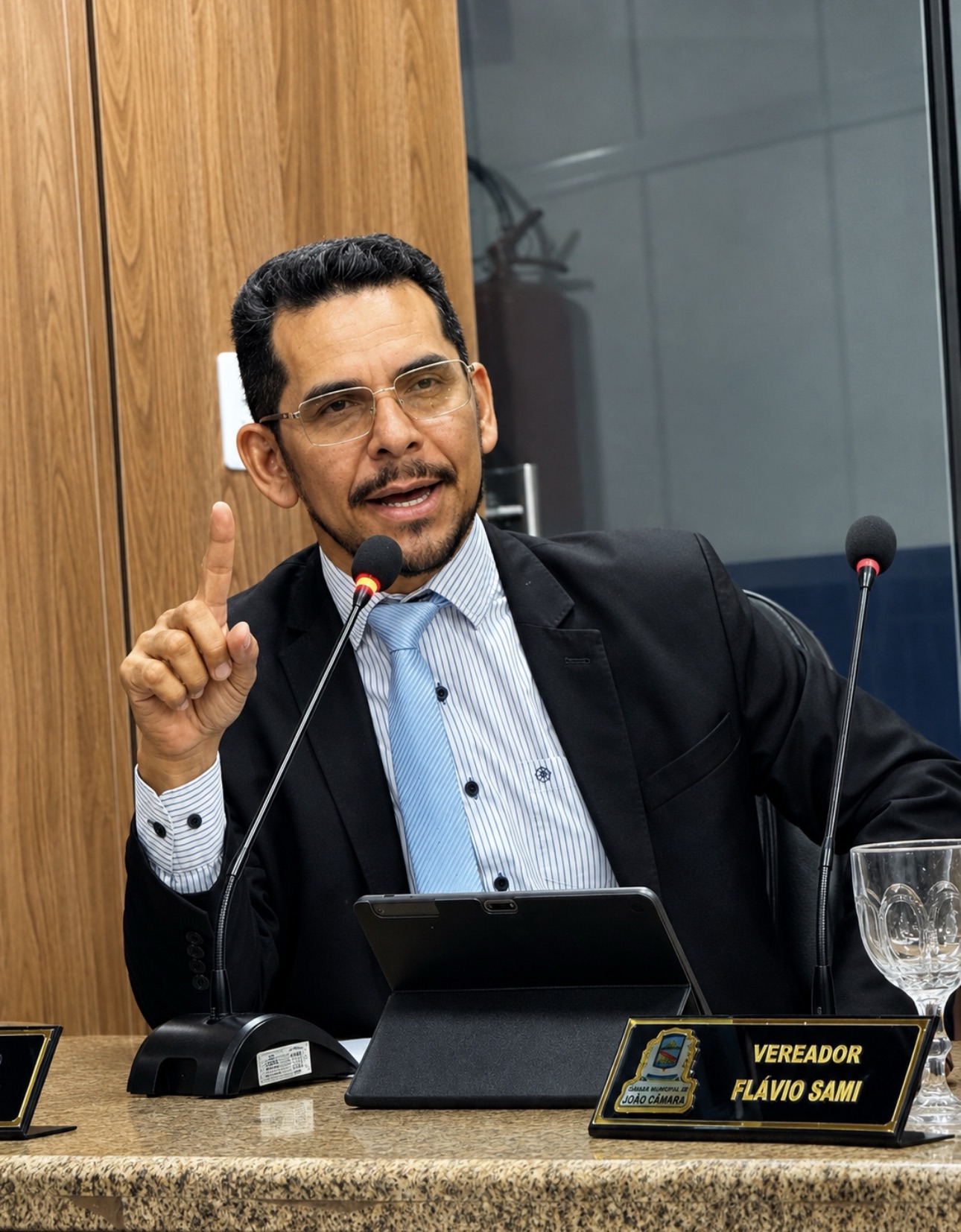 Silvano Carlos exige transparência na fisioterapia da atenção primária e cobra respostas da Secretaria de Saúde