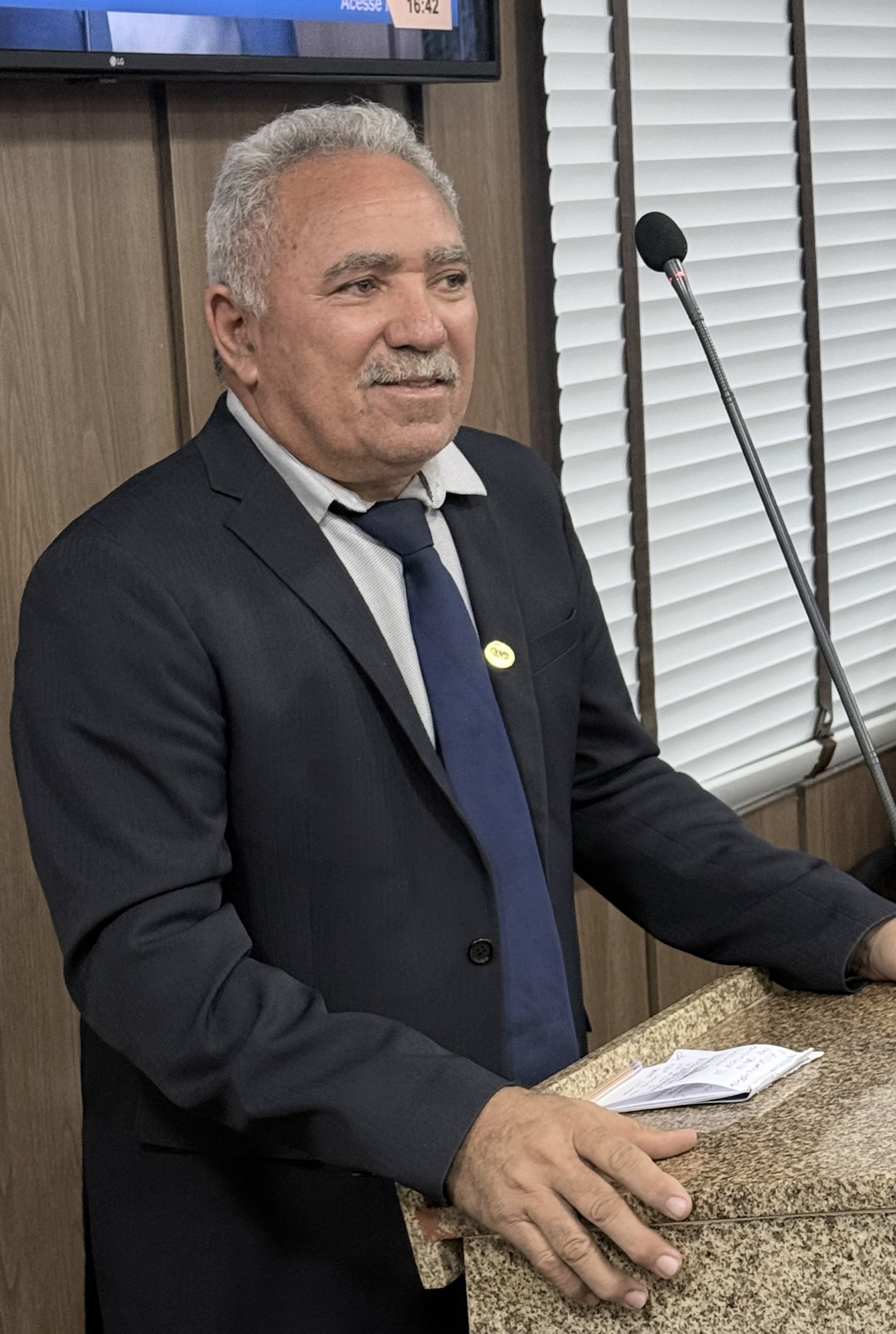 Vereador Mestre Raimundo solicita galeria pluvial na comunidade Favelinha e propõe nome do ex-prefeito Vavá para UBS do Bela Vista