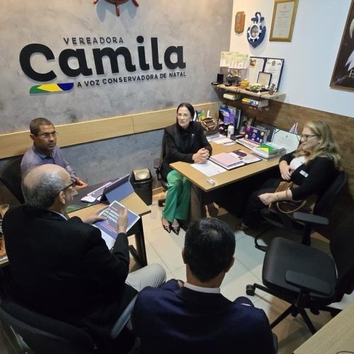 Camila recebe comitiva do CRM e abraça luta para ampliar medicina hiperbárica na Saúde de Natal