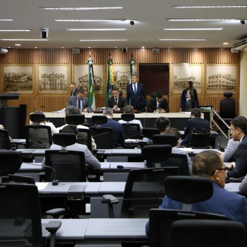 Câmara retoma sessões com aprovação de sete projetos