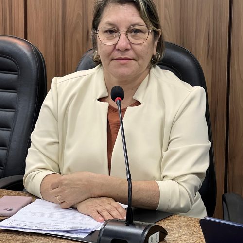 Vereadora Rosiane Soares solicita instalação de semáforo no cruzamento da Rua José Severiano da Câmara com a Rua Antônio Honorato e regularização da iluminação pública em Tubibas