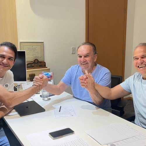 Nelter Queiroz assina ficha e chega ao Progressistas conduzido por Kleber Rodrigues