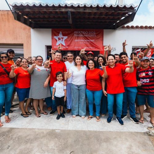 Em agenda pelo Agreste, Samanda de Lula recebe apoios de vice-prefeitos, vereadores e lideranças