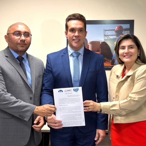 Presidente da Câmara de Natal, Eriko Jácome firma parceria com o Ministério Público no combate ao tráfico de pessoas