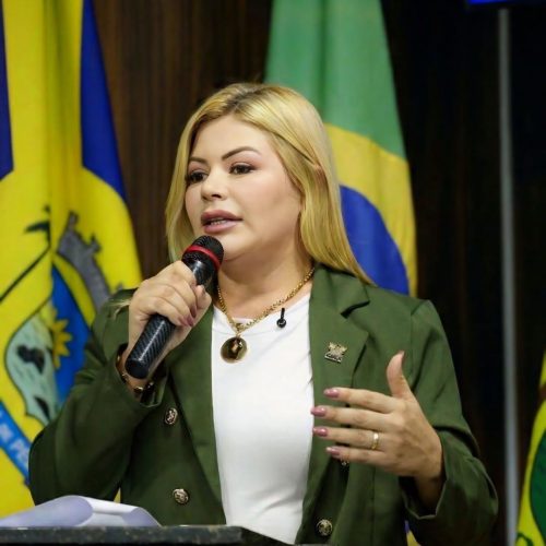 Prefeita Janaína de Salin apresenta balanço de 2025 na abertura dos trabalhos legislativos em Lagoa de Pedras
