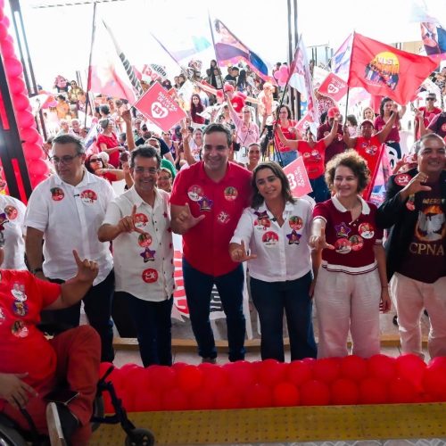 No aniversário, Samanda reúne centenas de evangélicos em encontro na Zona Norte de Natal