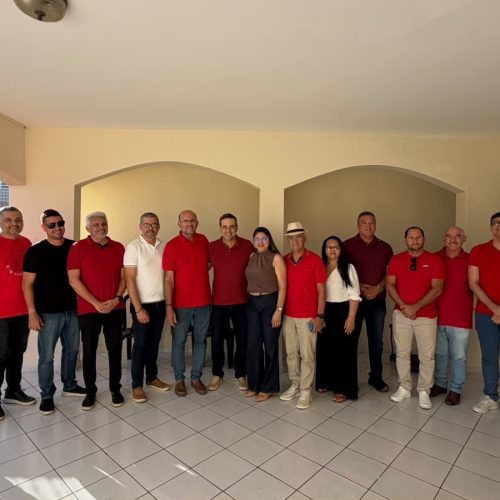 Prefeitos e ex-prefeitos reforçam aliança com Cadu de Lula no 2º turno