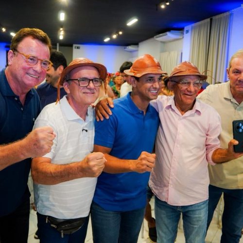 Allyson percorre dez municípios do Trairi em dois dias e consolida base política na região