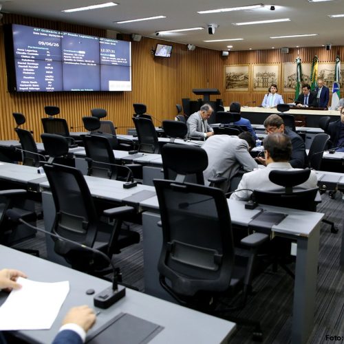 Câmara aprova criação de Olimpíadas de Conhecimento Educacional e Tecnológico