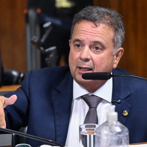 Rogério Marinho aciona Justiça Federal contra Haddad por disparo em massa de mensagens sobre isenção do IR