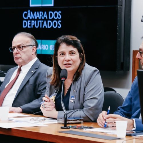 “Precisamos ter de volta um presidente municipalista, não um comunista”, diz Carla Dickson aos prefeitos do RN