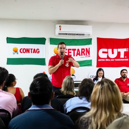 Cadu de Lula garante compromisso com a agricultura familiar e recebe plataforma de propostas para o campo