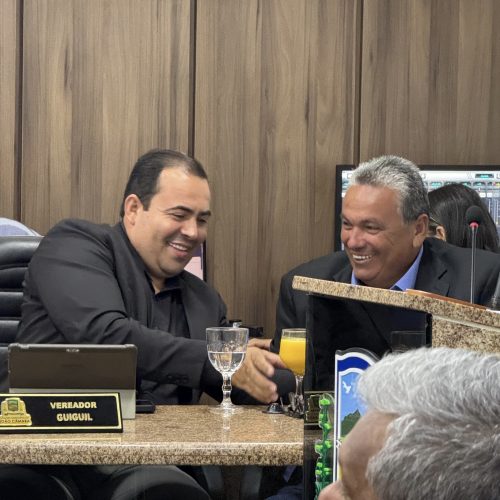 Vereador Guiguil parabeniza colega de bancada Lêla pelo aniversário neste 9 de abril