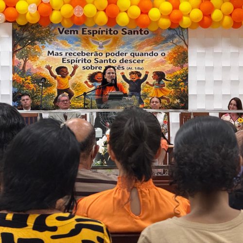 Camila Araújo leva para a igreja palestra sobre combate à violência sexual infantil