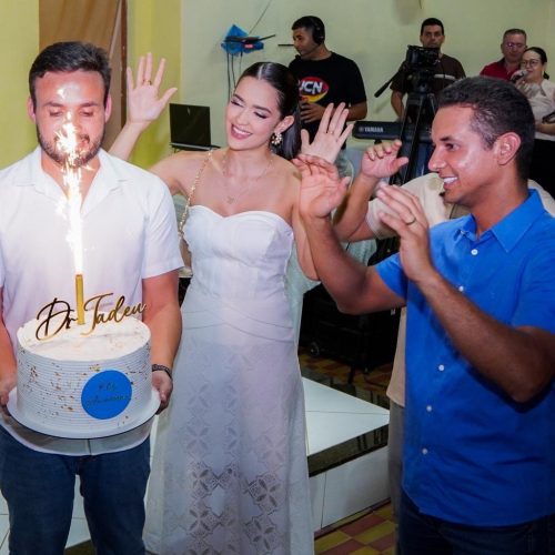 Allyson prestigia missa de aniversário do prefeito Dr. Tadeu em Caicó