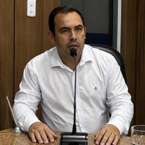 Vereador Guiguil solicita repintura de faixas de pedestres e manutenção urgente de semáforo em João Câmara