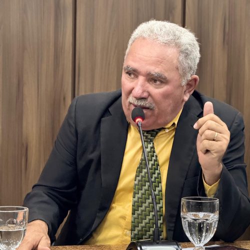 Vereador Mestre Raimundo apresenta indicações para estudo de via entre Barroso e Vila Verde e melhoria do saneamento básico no Vila Verde