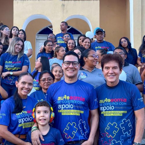 Robinson Faria participa de caminhada pelo autismo em Pureza e anuncia emenda para o Centro de Acolhimento a Autistas