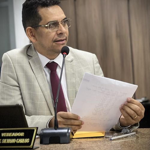 Vereador Silvano Carlos defende tênis gratuito para todos os alunos da rede municipal