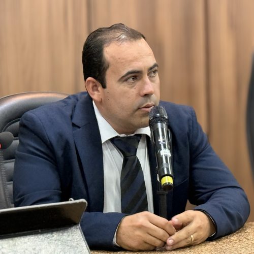 Vereador Guiguil solicita a CAERN manutenção na rede de água em João Câmara