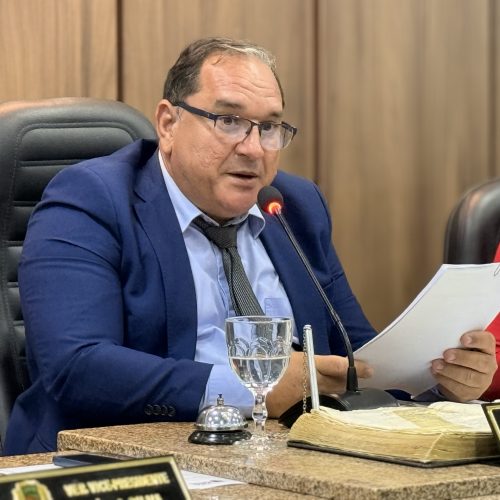 Vereador Hênio Silva solicita revitalização de faixas de pedestres no centro de João Câmara