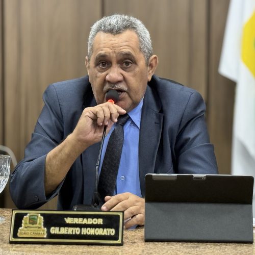 Vereador Gilberto Honorato solicita atendimento para crianças com autismo e transporte escolar para alunos de Riacho Fundo em João Câmara