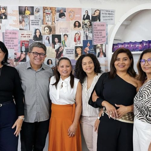 Em café da manhã com servidoras, prefeito de Jandaíra reforça importância das mulheres no desenvolvimento do município