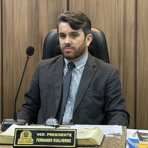 Vereador Fernando Guilherme solicita estudo para revitalização de todas as quadras esportivas do município