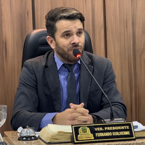 Vereador Fernando Guilherme solicita recuperação urgente dos banheiros do Coreto da Praça Monsenhor Freitas