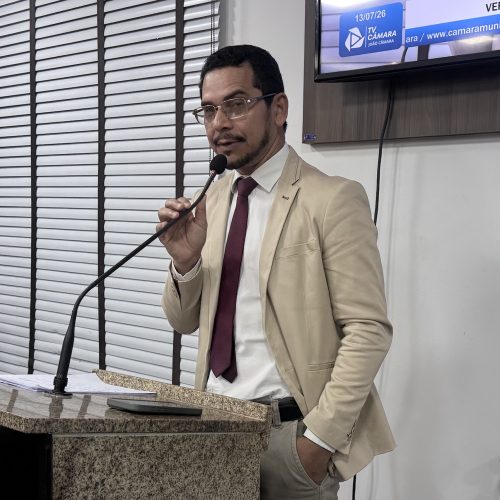 Rua esquecida: Professor Silvano cobra conclusão do calçamento da Rua Adelino Fernandes