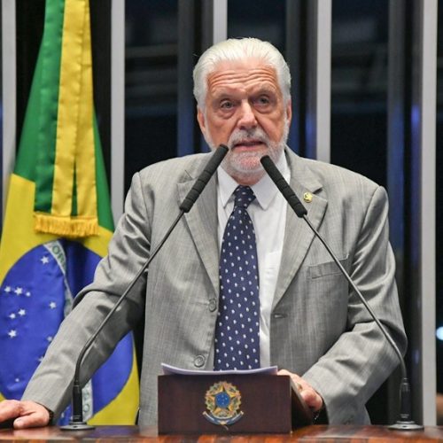 Jaques Wagner tentou vender terreno de quase R$ 16 milhões após operação da PF, mas ordem do STF barrou negócio