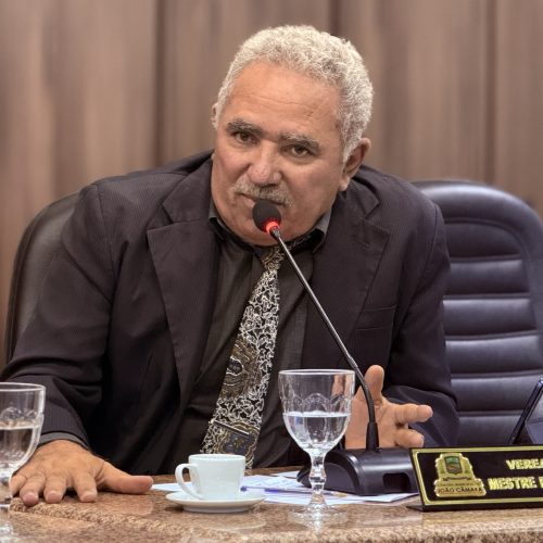 Vereador Mestre Raimundo solicita calçamento do Beco de Dona França durante sessão ordinária