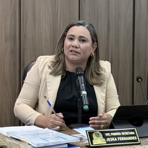 Vereadora Jeska Fernandes solicita reabertura do centro cirúrgico do Hospital Regional e defende inclusão de campeonatos femininos em João Câmara