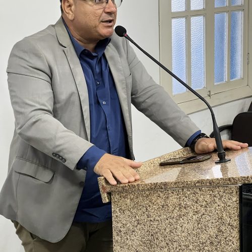 Vereador Hênio Silva solicita melhoria no abastecimento de água no Assentamento Baixa do Macaco e infraestrutura em Passagem dos Caboclos