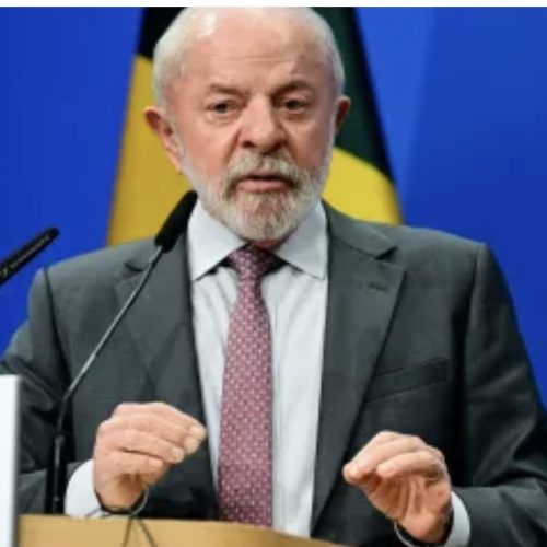 Lula dá entrada em hospital de São Paulo para realização de procedimentos